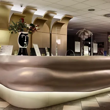Piccolo Hotel