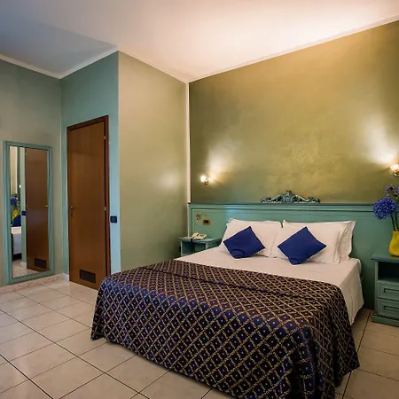 Piccolo Hotel 4*