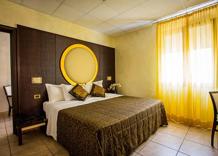 Otel Piccolo 4*